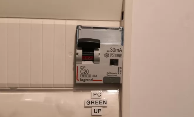 Installation de prises renforcées pour véhicules électriques à Clermont-Ferrand, Clermont-Ferrand, Fart'Elec